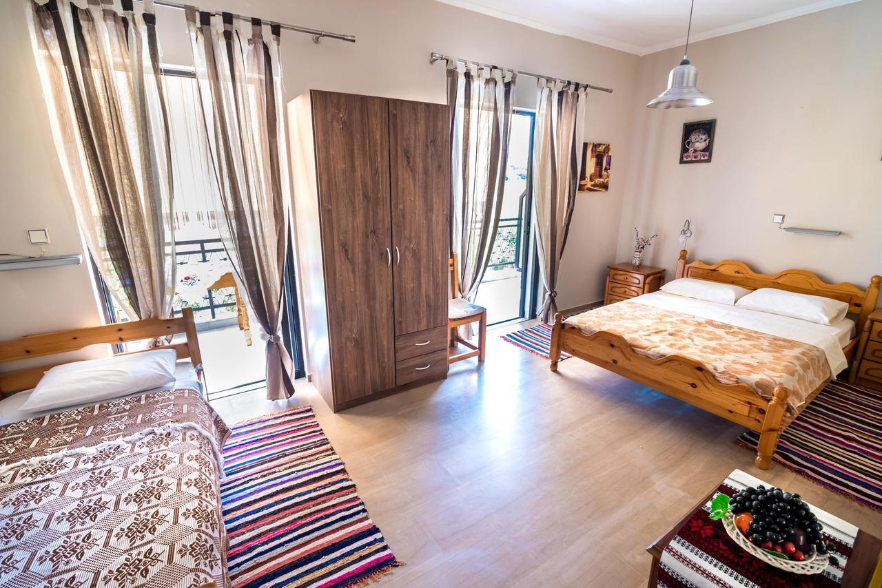 Elena Apartments Канали Экстерьер фото